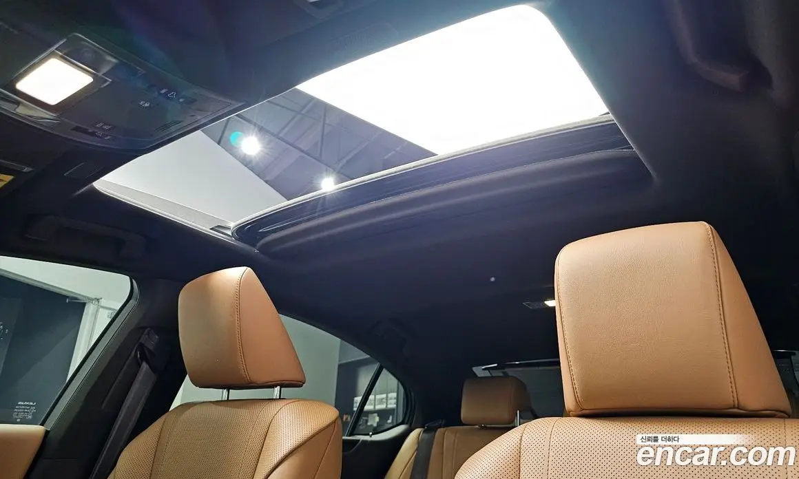 Lexus ES 2019 2.5 автомат (гидро), фото 21 Lexus ES 2019 2.5 автомат (гидро), фото 21