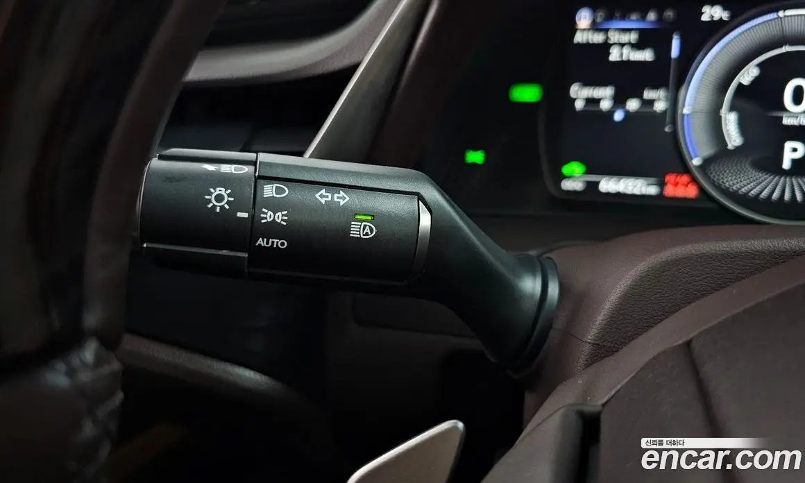 Lexus ES 2019 2.5 автомат (гидро), фото 30 Lexus ES 2019 2.5 автомат (гидро), фото 30