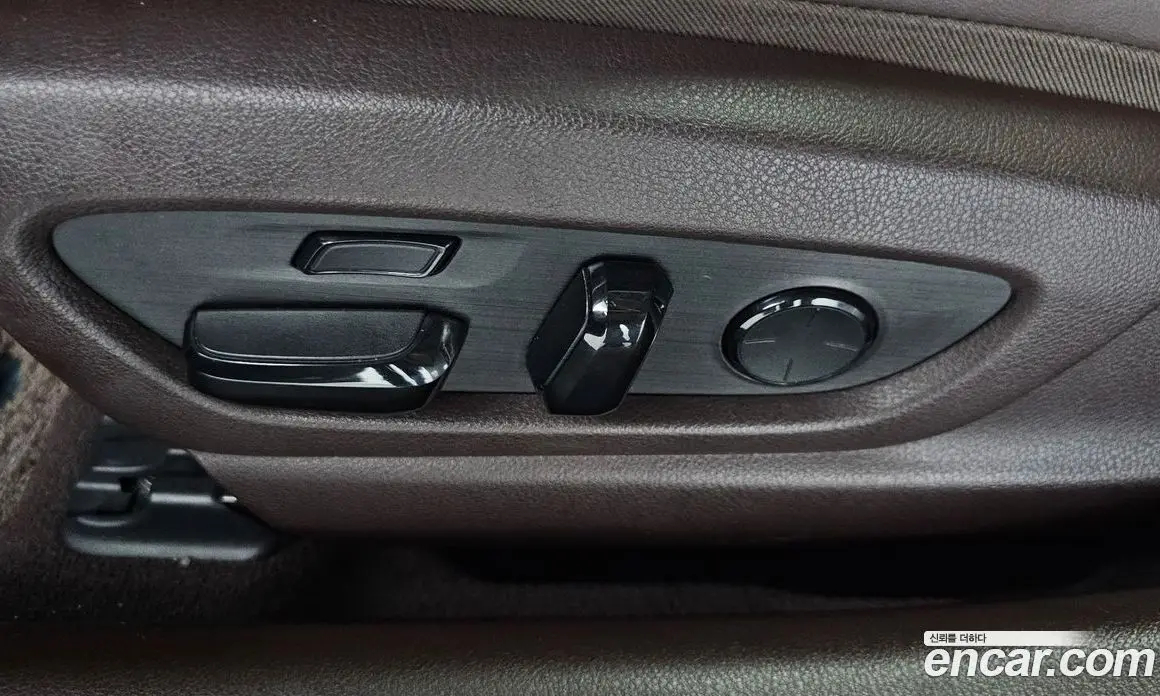 Lexus ES 2019 2.5 автомат (гидро), фото 32 Lexus ES 2019 2.5 автомат (гидро), фото 32