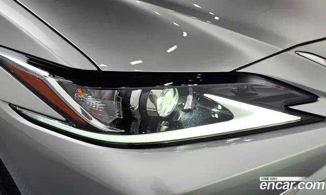 Lexus ES 2019 2.5 автомат (гидро), миниатюра 8 Lexus ES 2019 2.5 автомат (гидро), миниатюра 8