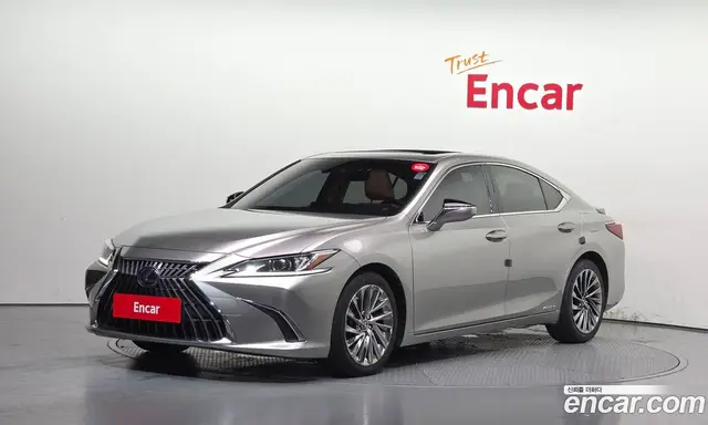Lexus ES, 2021, 130 610 км