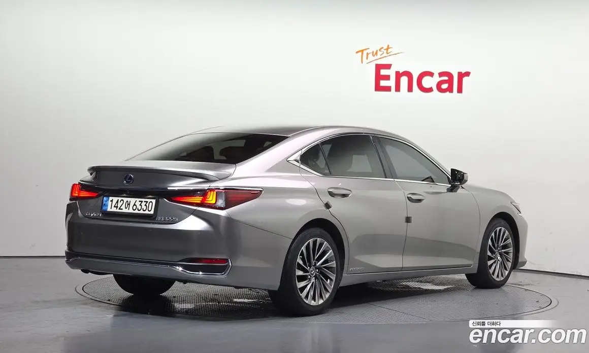 Lexus ES 2021 2.5 автомат (гидро), фото 2 Lexus ES 2021 2.5 автомат (гидро), фото 2