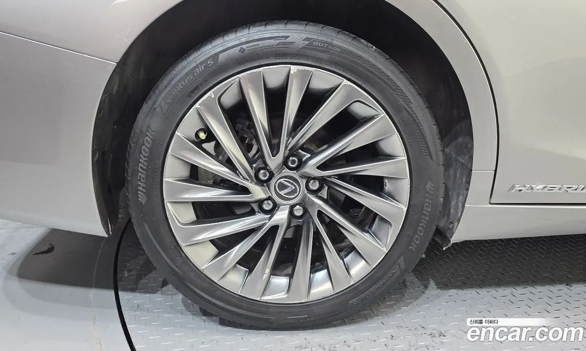 Lexus ES 2021 2.5 автомат (гидро), фото 5 Lexus ES 2021 2.5 автомат (гидро), фото 5