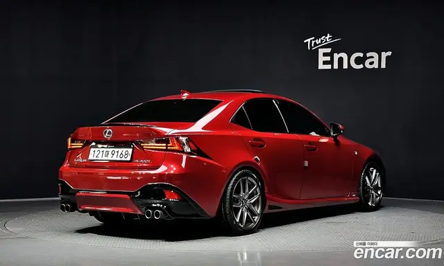 Lexus IS 2016 2.0 автомат (гидро), миниатюра 2 Lexus IS 2016 2.0 автомат (гидро), миниатюра 2