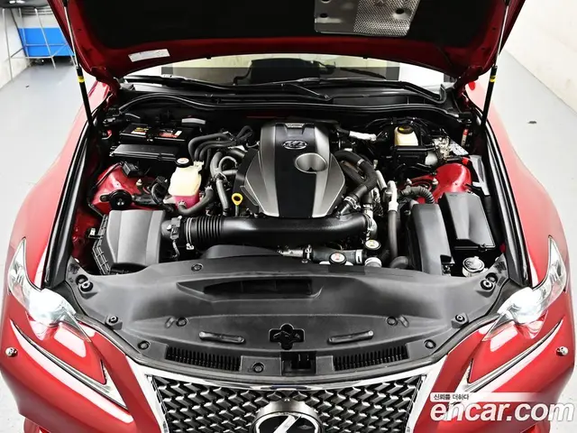 Lexus IS 2016 2.0 автомат (гидро), миниатюра 6 Lexus IS 2016 2.0 автомат (гидро), миниатюра 6