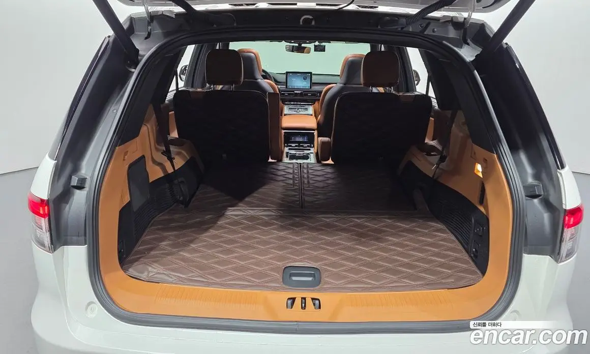 Lincoln Aviator 2023 3.0 автомат (гидро), фото 24