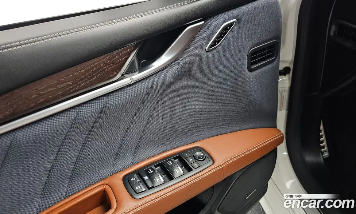 Maserati Ghibli 2019 3.0 автомат (гидро), фото 17