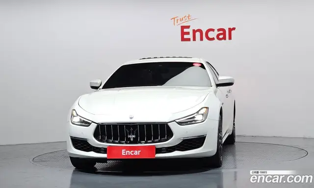 Maserati Ghibli 2019 3.0 автомат (гидро), миниатюра 3