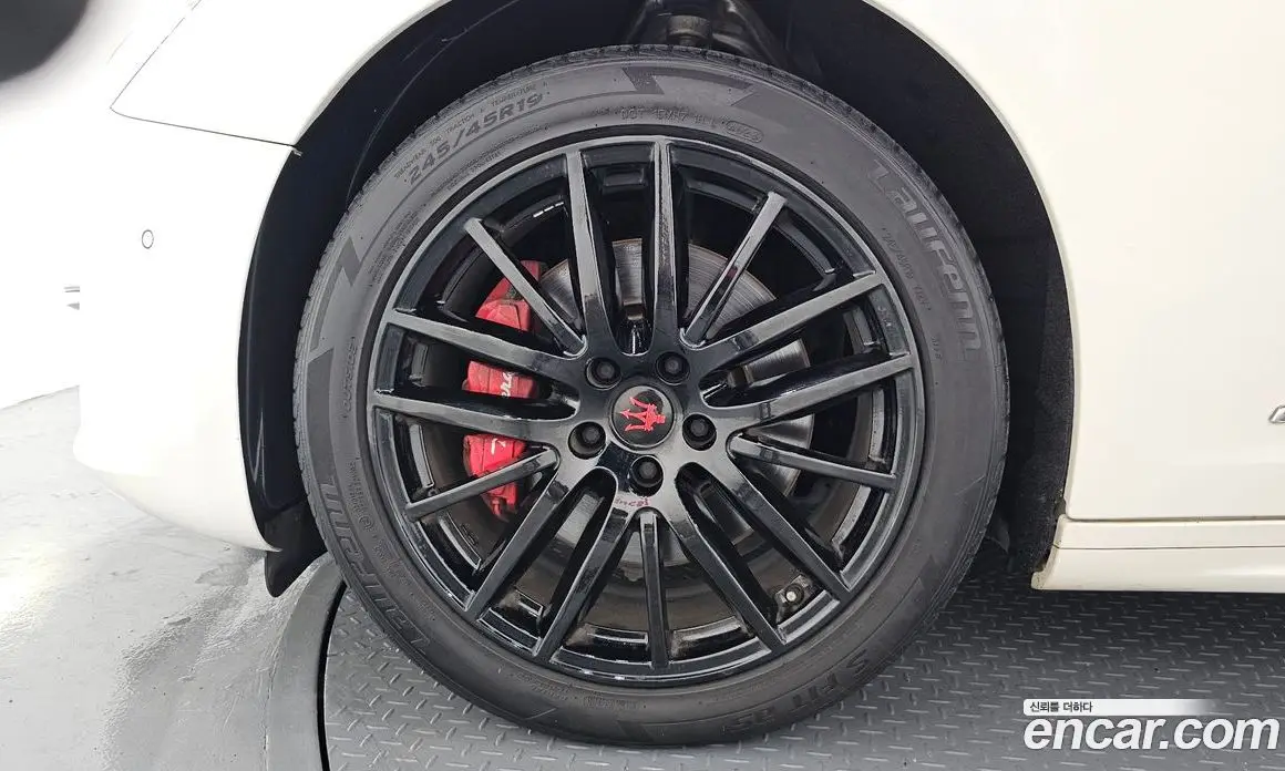 Maserati Ghibli 2019 3.0 автомат (гидро), фото 5
