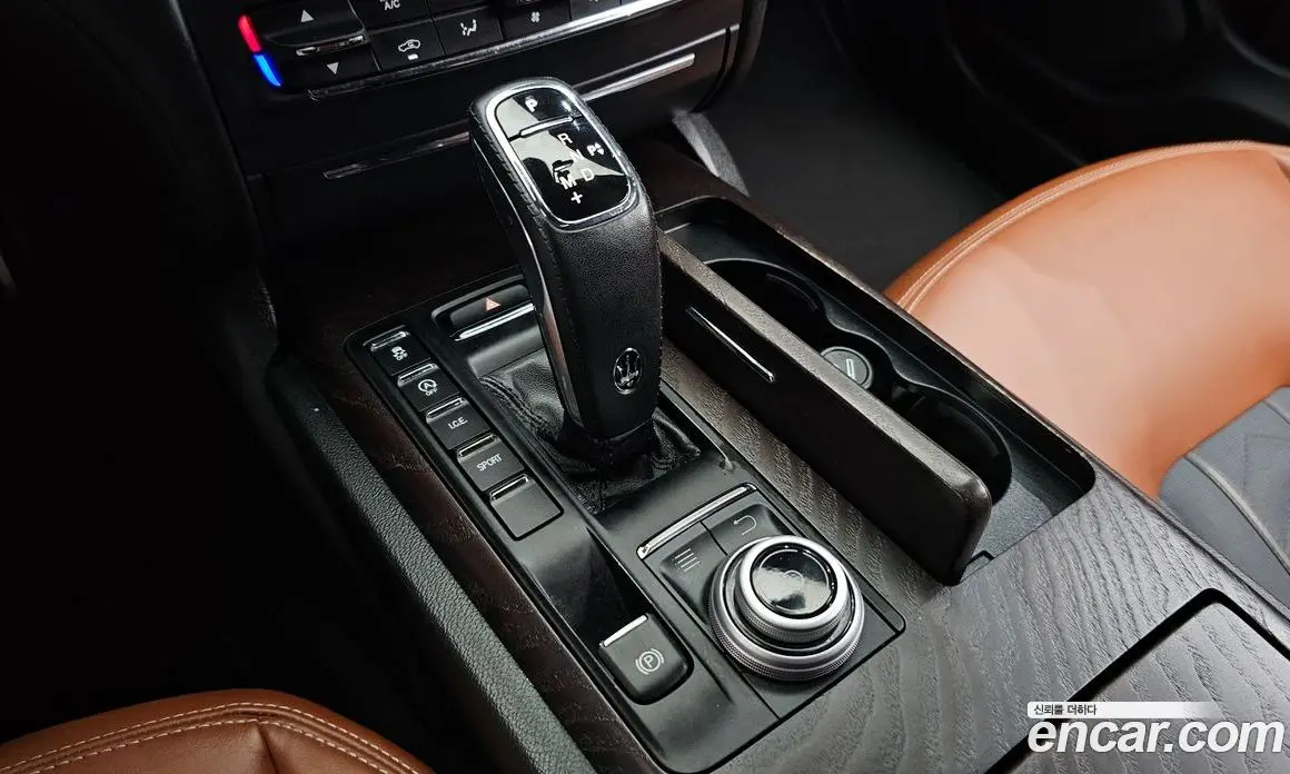 Maserati Ghibli 2019 3.0 автомат (гидро), фото 9