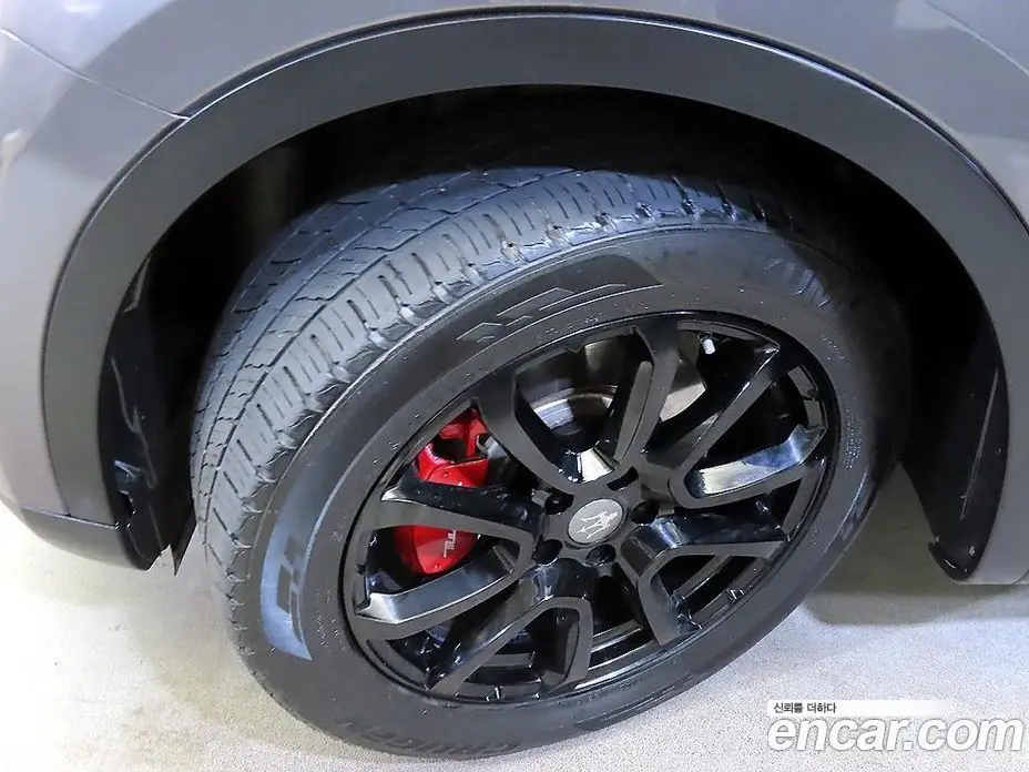 Maserati Levante 2017 3.0 автомат (гидро), фото 20 Maserati Levante 2017 3.0 автомат (гидро), фото 20