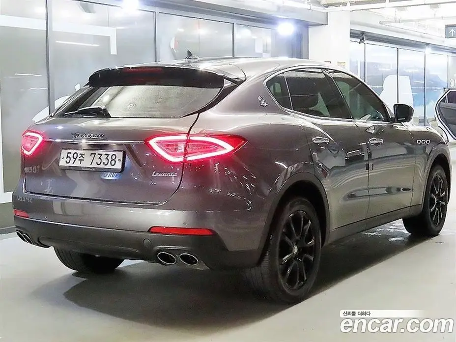 Maserati Levante 2017 3.0 автомат (гидро), фото 4 Maserati Levante 2017 3.0 автомат (гидро), фото 4