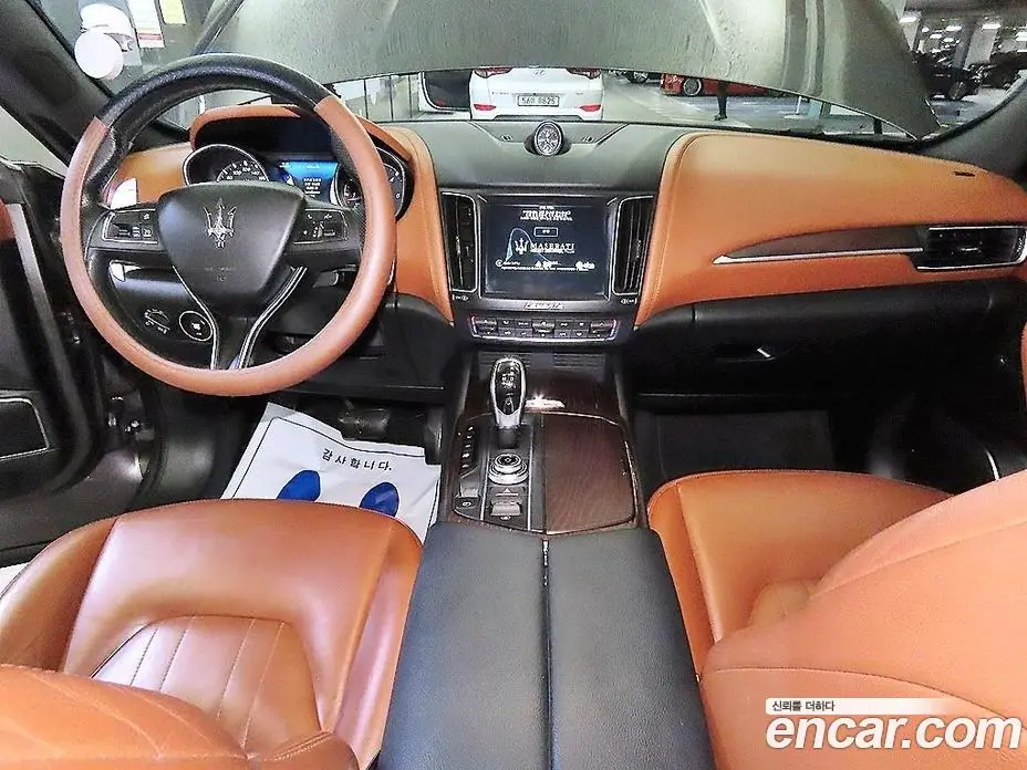 Maserati Levante 2017 3.0 автомат (гидро), фото 10 Maserati Levante 2017 3.0 автомат (гидро), фото 10