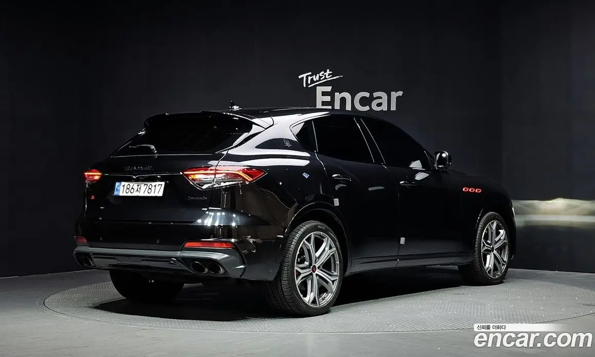 Maserati Levante 2019 3.8 автомат (гидро), фото 2 Maserati Levante 2019 3.8 автомат (гидро), фото 2