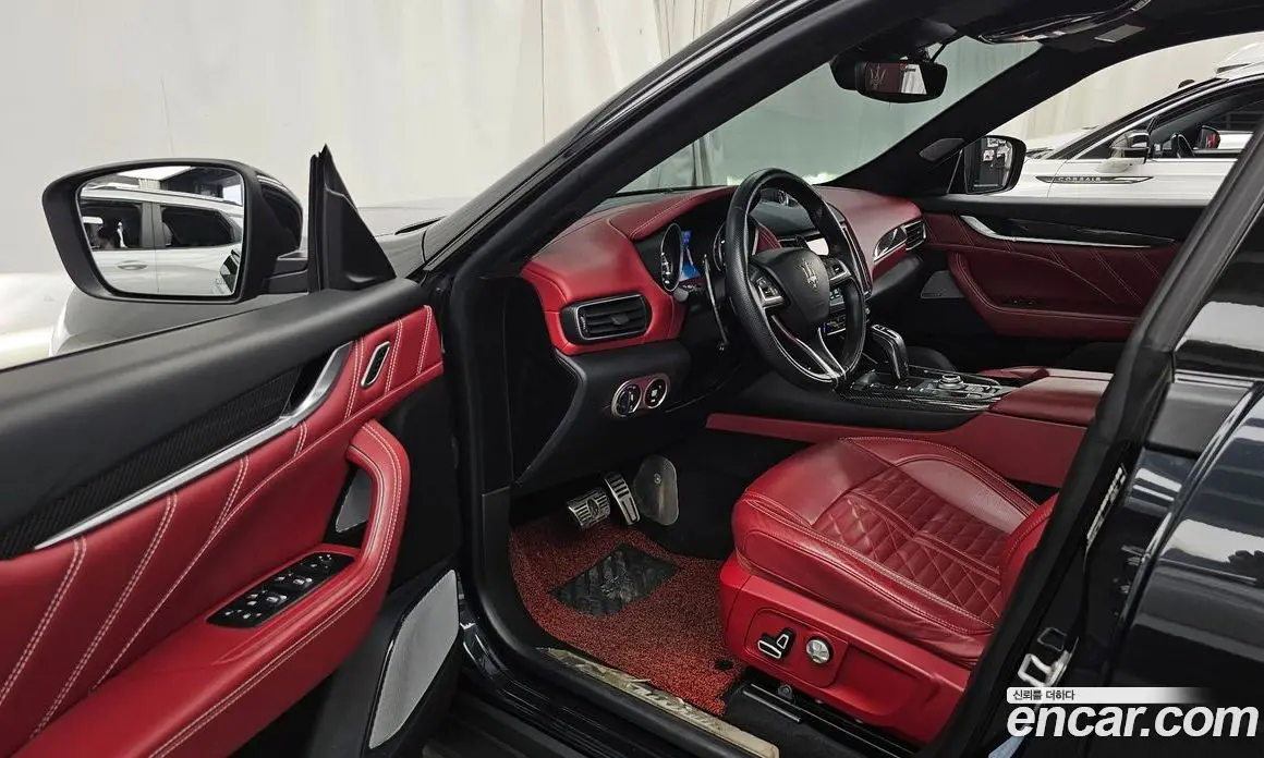 Maserati Levante 2019 3.8 автомат (гидро), фото 13 Maserati Levante 2019 3.8 автомат (гидро), фото 13