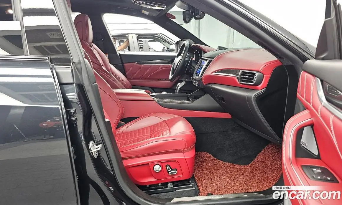 Maserati Levante 2019 3.8 автомат (гидро), фото 17 Maserati Levante 2019 3.8 автомат (гидро), фото 17