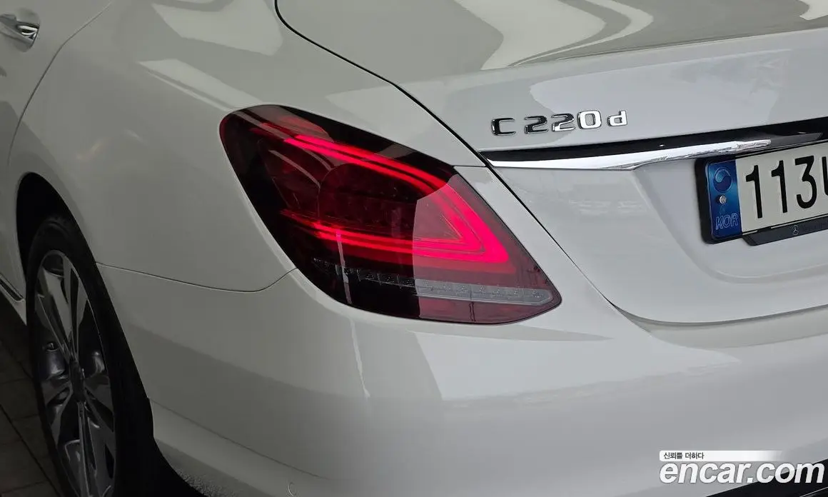 Mercedes-Benz C-Class 2021 1.9 автомат (гидро), фото 9 Mercedes-Benz C-Class 2021 1.9 автомат (гидро), фото 9