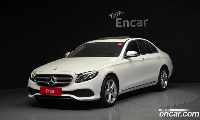 Mercedes-Benz E-Class 2017 1.9 автомат (гидро), миниатюра 1 Mercedes-Benz E-Class 2017 1.9 автомат (гидро), миниатюра 1