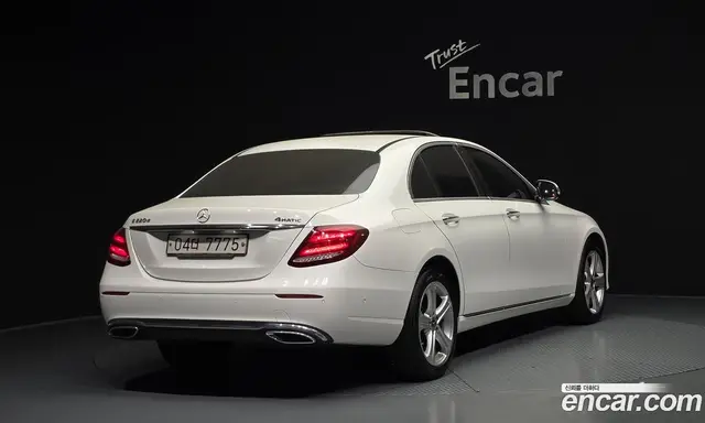 Mercedes-Benz E-Class 2017 1.9 автомат (гидро), миниатюра 2 Mercedes-Benz E-Class 2017 1.9 автомат (гидро), миниатюра 2