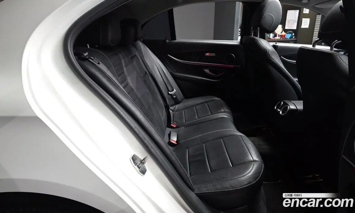 Mercedes-Benz E-Class 2017 1.9 автомат (гидро), фото 18 Mercedes-Benz E-Class 2017 1.9 автомат (гидро), фото 18