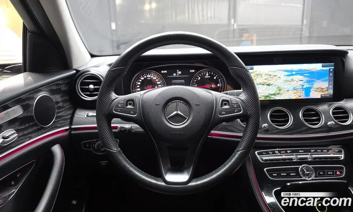 Mercedes-Benz E-Class 2017 1.9 автомат (гидро), фото 19 Mercedes-Benz E-Class 2017 1.9 автомат (гидро), фото 19