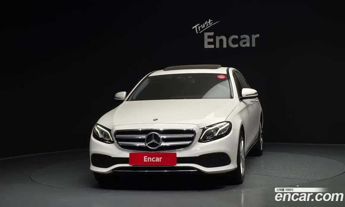 Mercedes-Benz E-Class 2017 1.9 автомат (гидро), фото 3 Mercedes-Benz E-Class 2017 1.9 автомат (гидро), фото 3