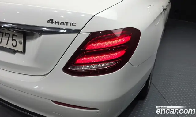 Mercedes-Benz E-Class 2017 1.9 автомат (гидро), миниатюра 9 Mercedes-Benz E-Class 2017 1.9 автомат (гидро), миниатюра 9