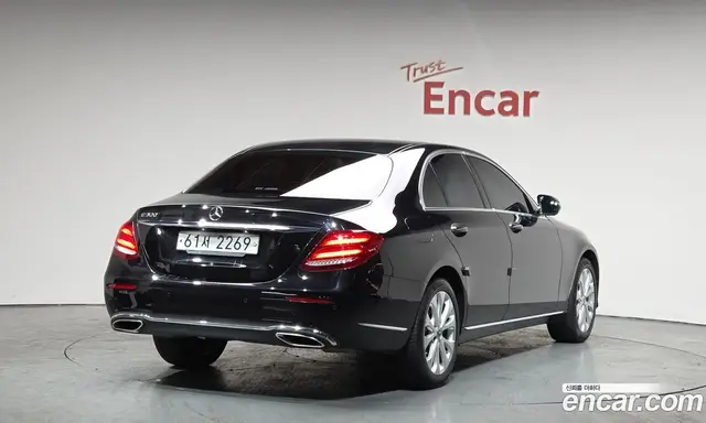 Mercedes-Benz E-Class, 2018, 104 016 км