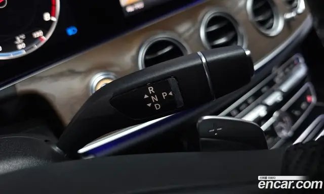 Mercedes-Benz E-Class 2018 2.0 автомат (гидро), миниатюра 8 Mercedes-Benz E-Class 2018 2.0 автомат (гидро), миниатюра 8