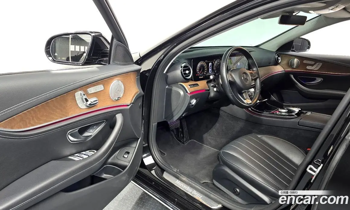 Mercedes-Benz E-Class 2018 2.0 автомат (гидро), фото 13 Mercedes-Benz E-Class 2018 2.0 автомат (гидро), фото 13