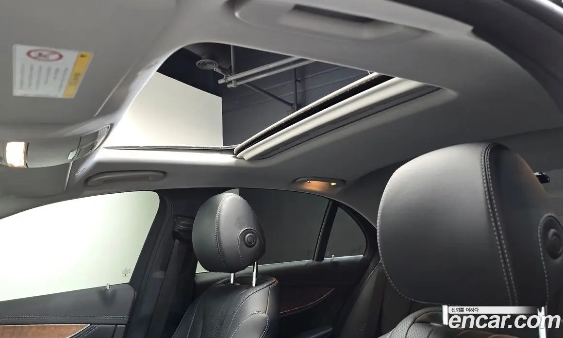 Mercedes-Benz E-Class 2018 2.0 автомат (гидро), фото 21 Mercedes-Benz E-Class 2018 2.0 автомат (гидро), фото 21