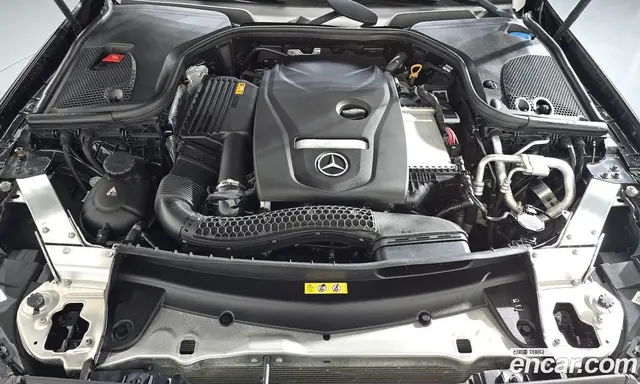 Mercedes-Benz E-Class 2018 2.0 автомат (гидро), миниатюра 6 Mercedes-Benz E-Class 2018 2.0 автомат (гидро), миниатюра 6