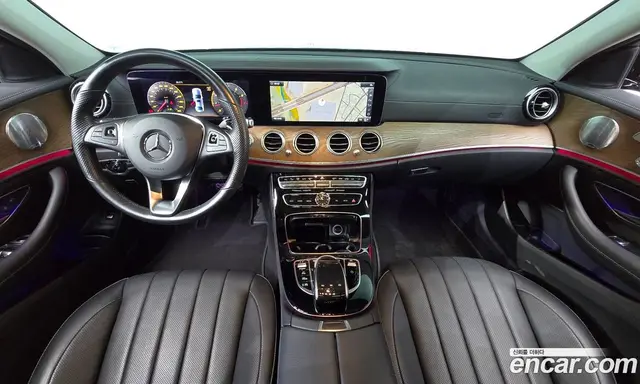 Mercedes-Benz E-Class 2018 2.0 автомат (гидро), миниатюра 10 Mercedes-Benz E-Class 2018 2.0 автомат (гидро), миниатюра 10