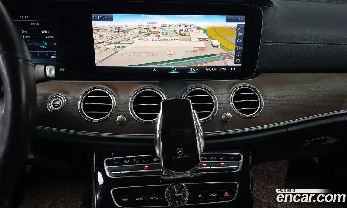 Mercedes-Benz E-Class 2018 2.0 автомат (гидро), фото 18 Mercedes-Benz E-Class 2018 2.0 автомат (гидро), фото 18