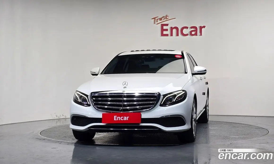 Mercedes-Benz E-Class 2018 2.0 автомат (гидро), фото 3 Mercedes-Benz E-Class 2018 2.0 автомат (гидро), фото 3