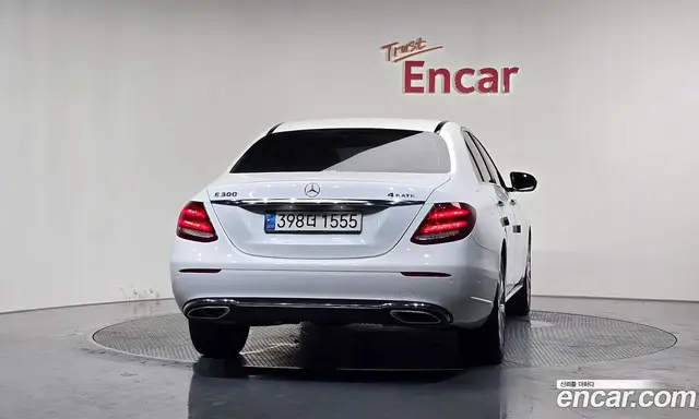 Mercedes-Benz E-Class 2018 2.0 автомат (гидро), миниатюра 4 Mercedes-Benz E-Class 2018 2.0 автомат (гидро), миниатюра 4