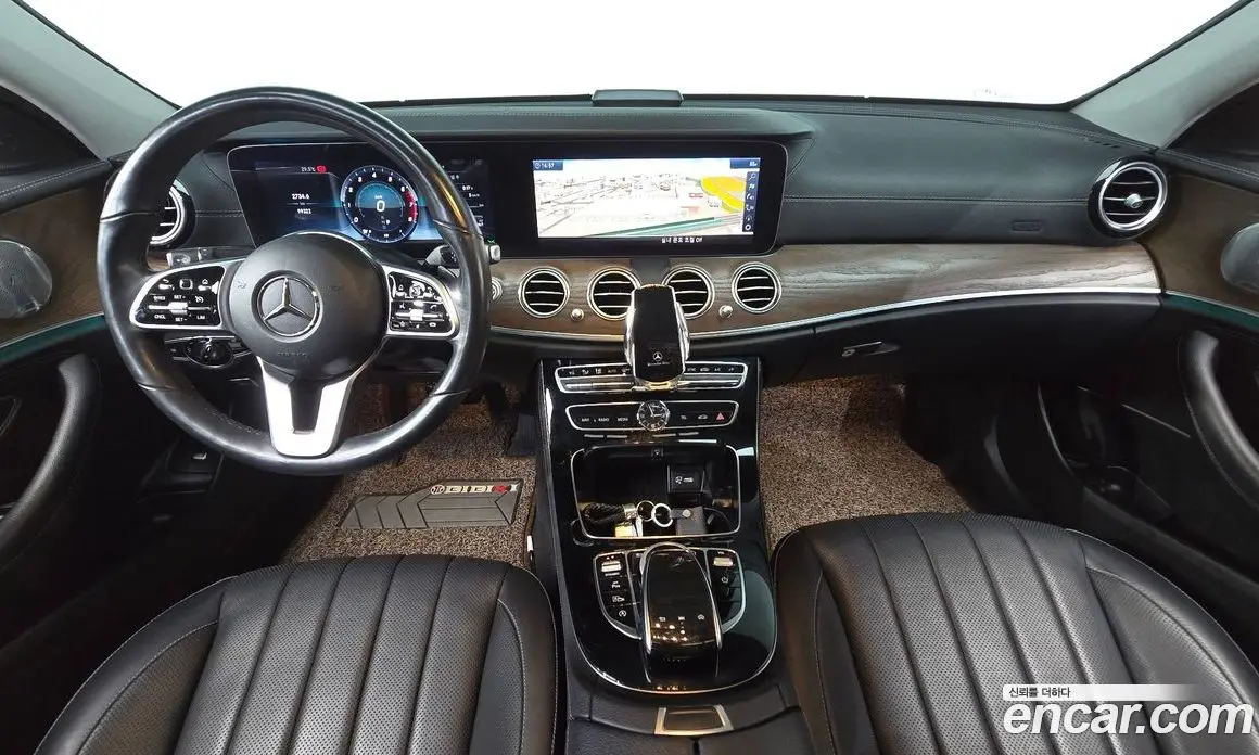 Mercedes-Benz E-Class 2018 2.0 автомат (гидро), фото 10 Mercedes-Benz E-Class 2018 2.0 автомат (гидро), фото 10
