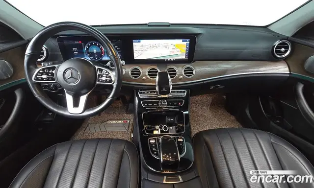 Mercedes-Benz E-Class 2018 2.0 автомат (гидро), миниатюра 10 Mercedes-Benz E-Class 2018 2.0 автомат (гидро), миниатюра 10