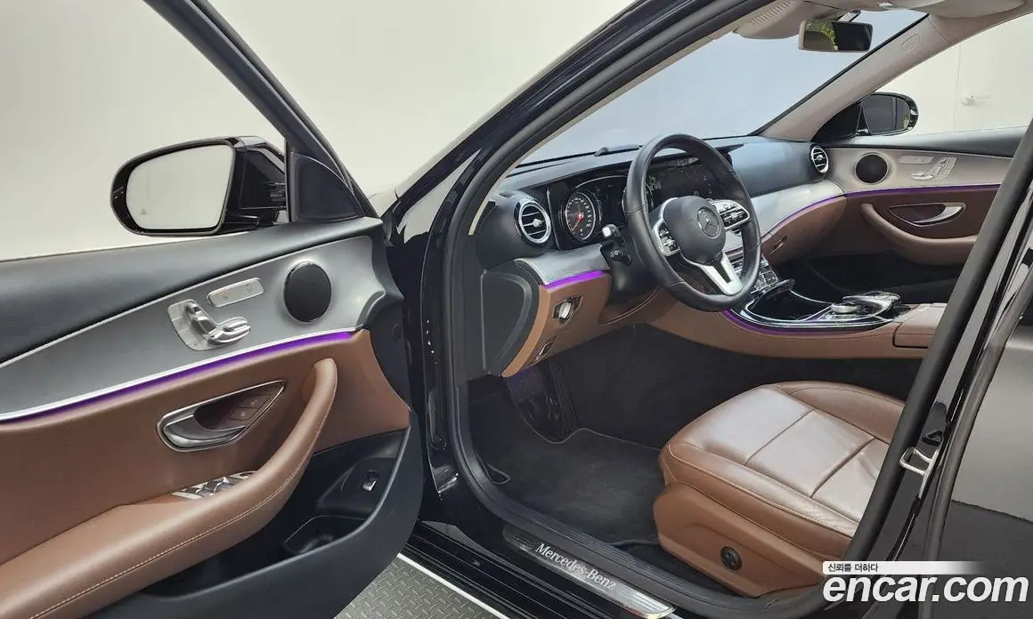 Mercedes-Benz E-Class 2018 2.0 автомат (гидро), фото 13 Mercedes-Benz E-Class 2018 2.0 автомат (гидро), фото 13