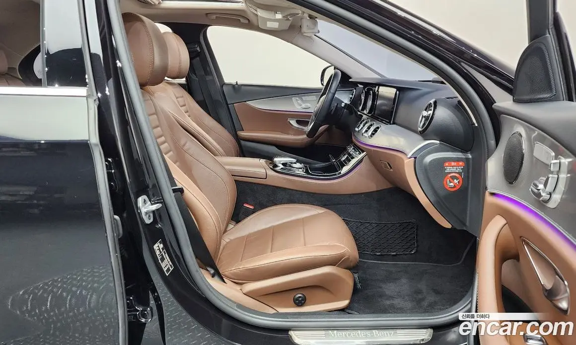 Mercedes-Benz E-Class 2018 2.0 автомат (гидро), фото 16 Mercedes-Benz E-Class 2018 2.0 автомат (гидро), фото 16