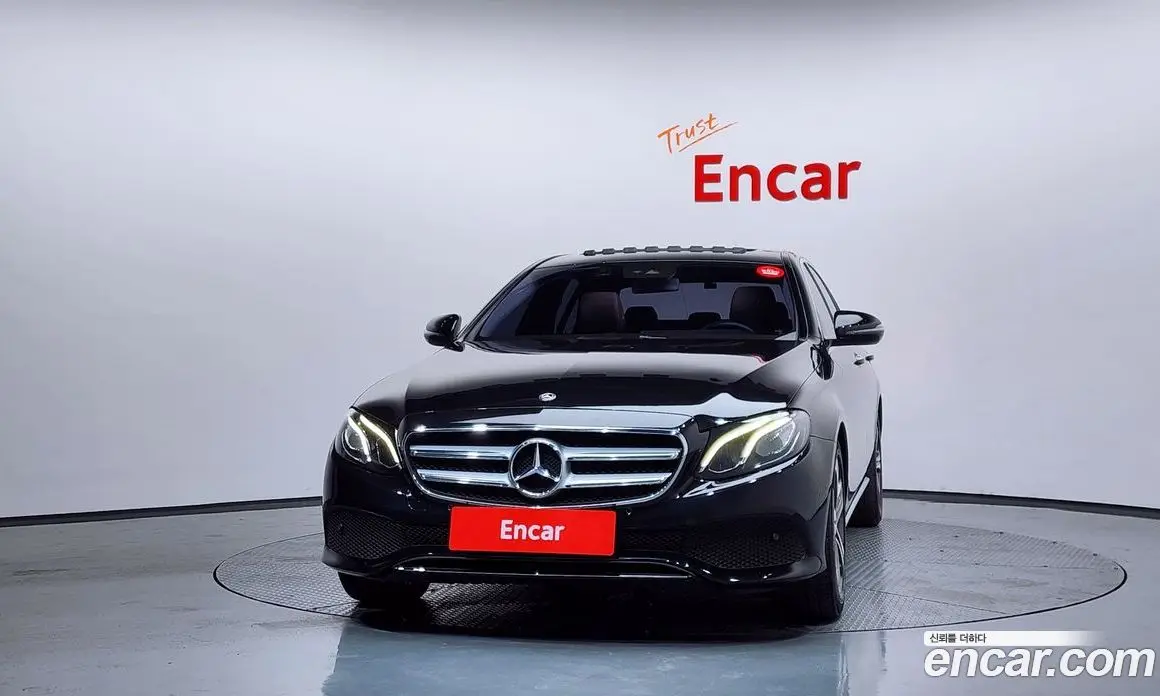 Mercedes-Benz E-Class 2018 2.0 автомат (гидро), фото 3 Mercedes-Benz E-Class 2018 2.0 автомат (гидро), фото 3