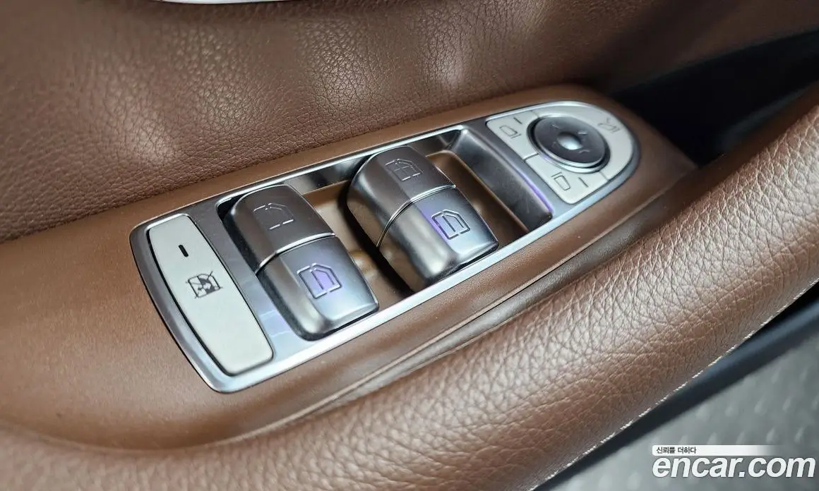 Mercedes-Benz E-Class 2018 2.0 автомат (гидро), фото 28 Mercedes-Benz E-Class 2018 2.0 автомат (гидро), фото 28