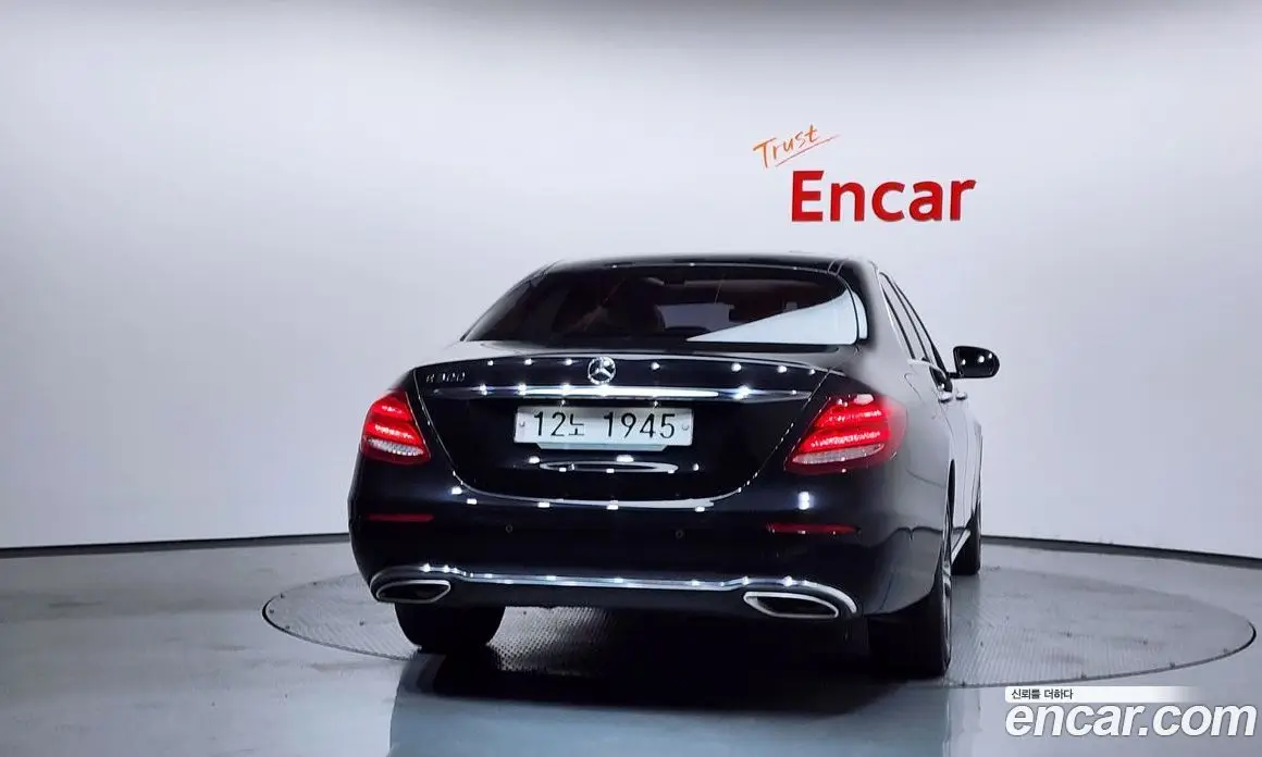 Mercedes-Benz E-Class 2018 2.0 автомат (гидро), фото 4 Mercedes-Benz E-Class 2018 2.0 автомат (гидро), фото 4