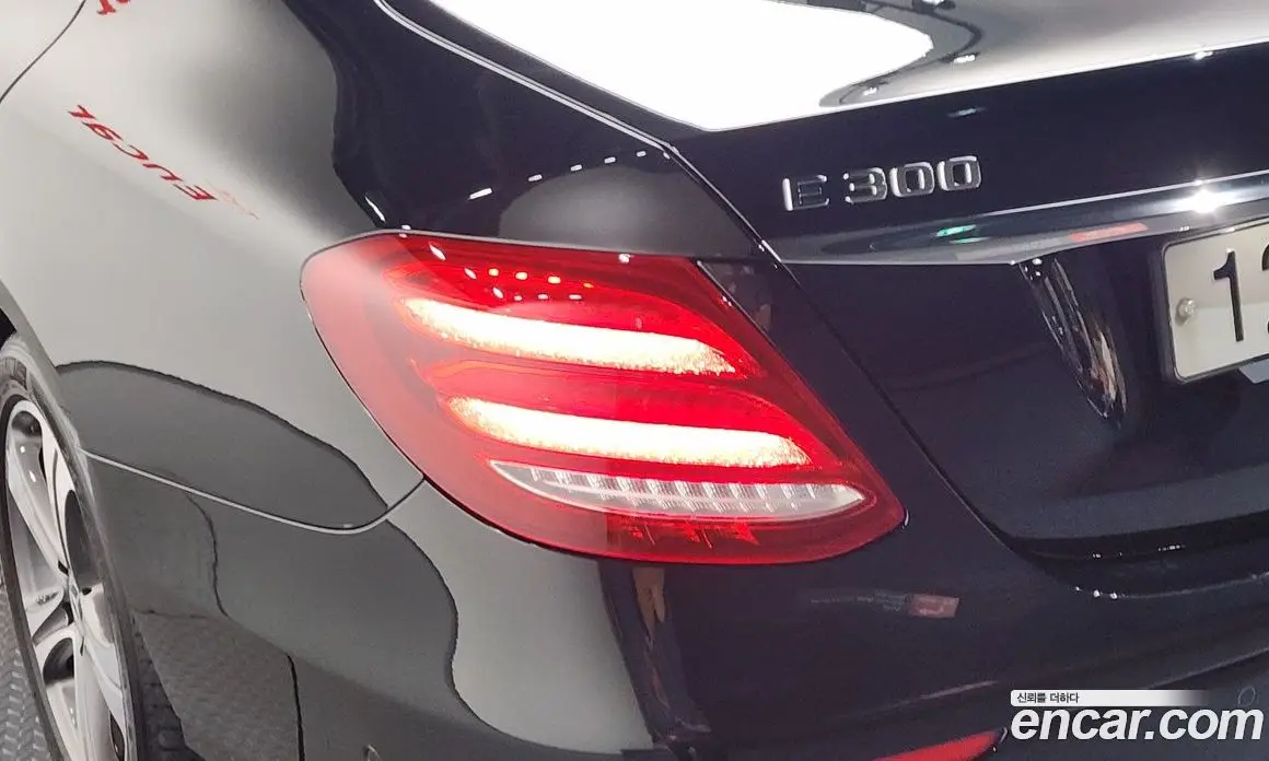 Mercedes-Benz E-Class 2018 2.0 автомат (гидро), фото 9 Mercedes-Benz E-Class 2018 2.0 автомат (гидро), фото 9