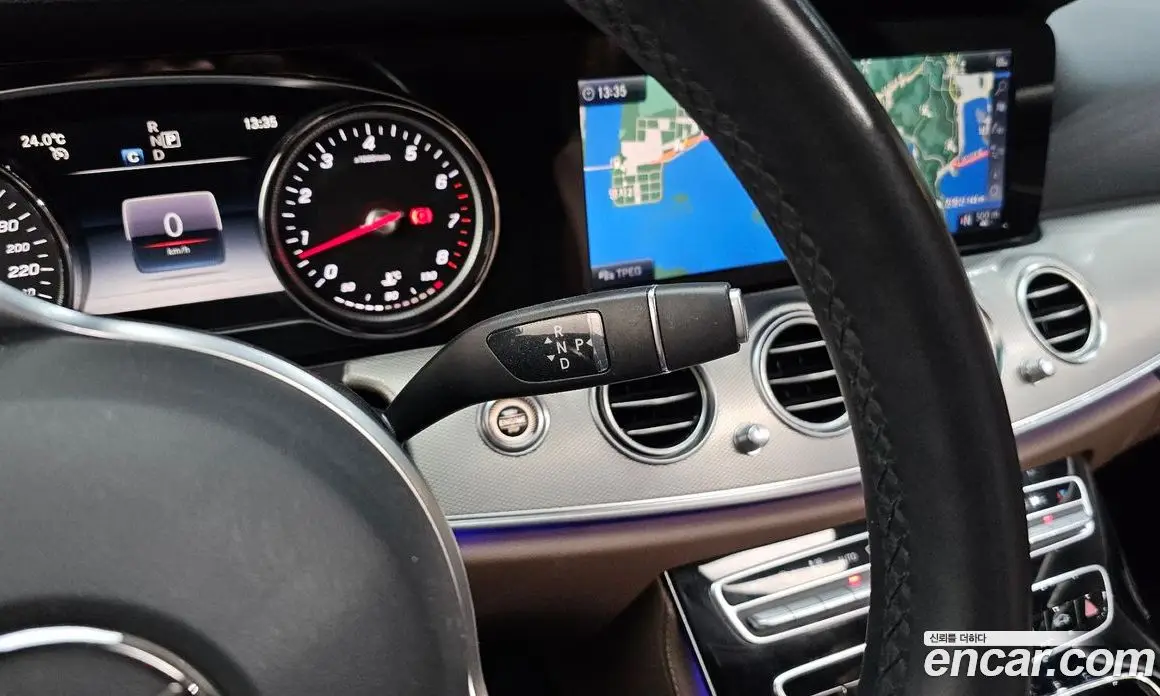Mercedes-Benz E-Class 2019 2.0 автомат (гидро), фото 12 Mercedes-Benz E-Class 2019 2.0 автомат (гидро), фото 12