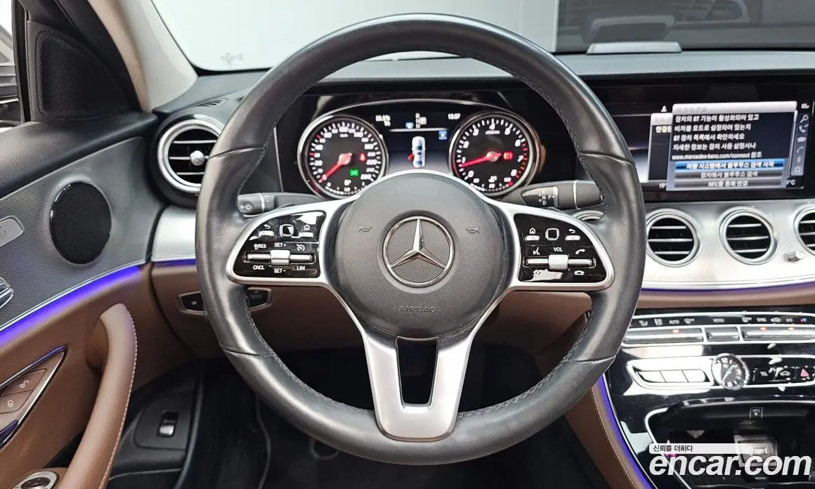 Mercedes-Benz E-Class 2019 2.0 автомат (гидро), фото 19 Mercedes-Benz E-Class 2019 2.0 автомат (гидро), фото 19