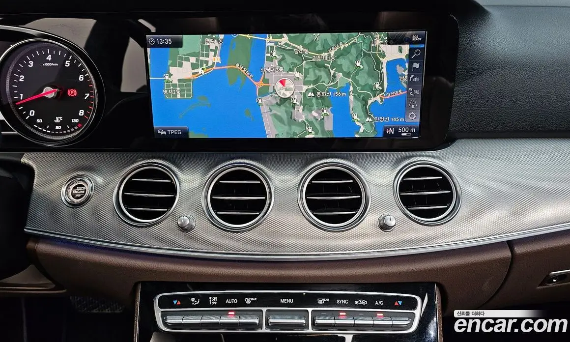 Mercedes-Benz E-Class 2019 2.0 автомат (гидро), фото 20 Mercedes-Benz E-Class 2019 2.0 автомат (гидро), фото 20
