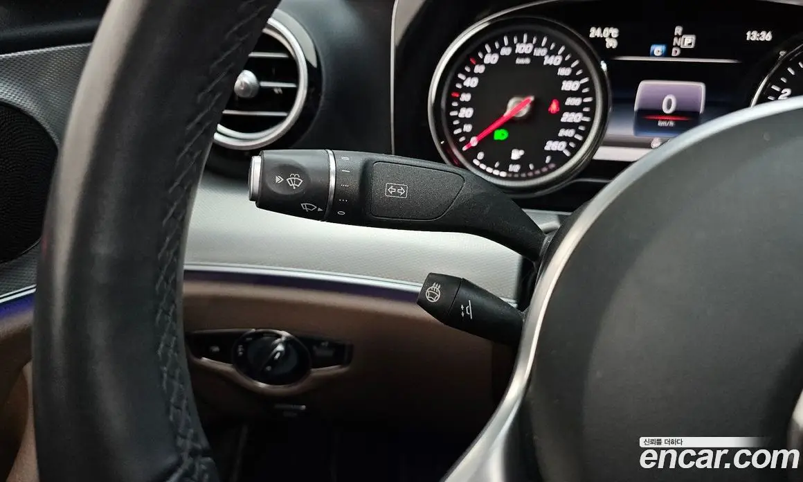 Mercedes-Benz E-Class 2019 2.0 автомат (гидро), фото 24 Mercedes-Benz E-Class 2019 2.0 автомат (гидро), фото 24