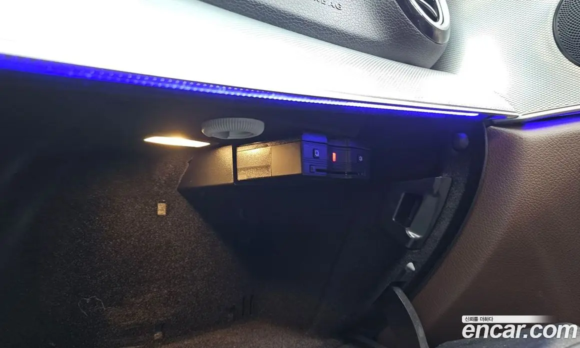 Mercedes-Benz E-Class 2019 2.0 автомат (гидро), фото 30 Mercedes-Benz E-Class 2019 2.0 автомат (гидро), фото 30