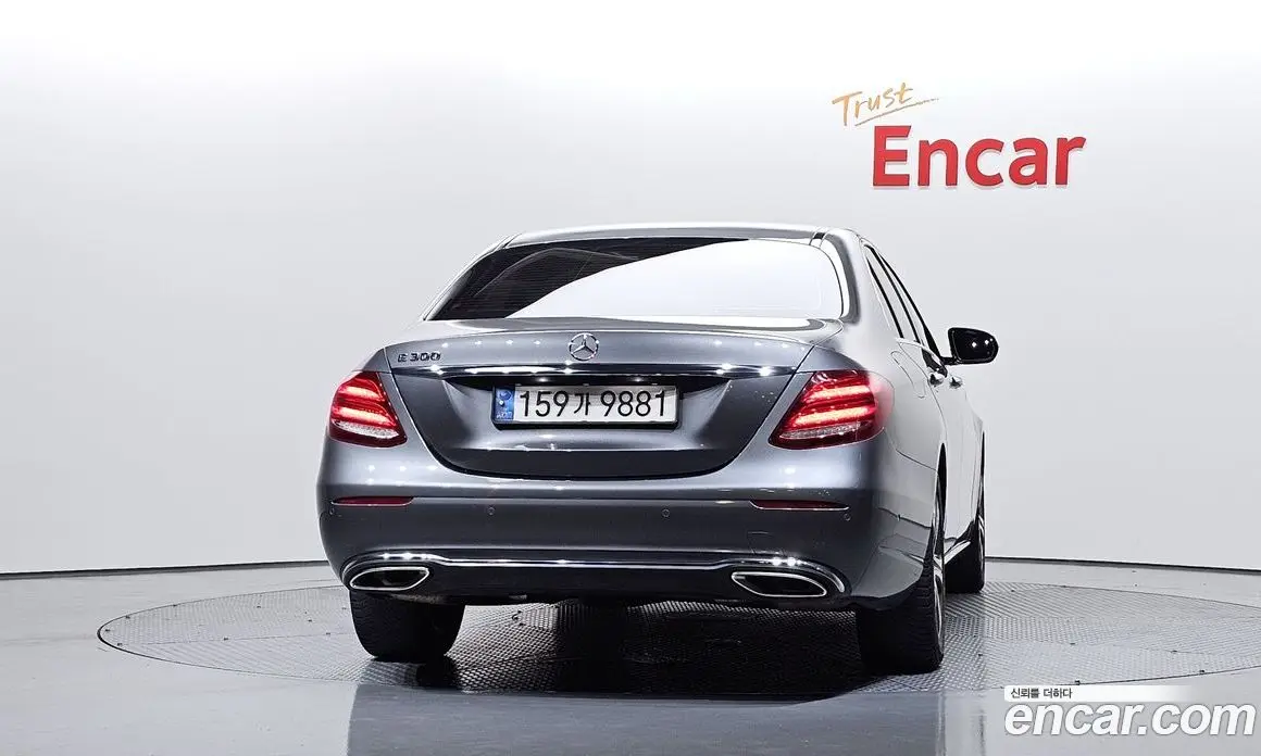 Mercedes-Benz E-Class 2019 2.0 автомат (гидро), фото 4 Mercedes-Benz E-Class 2019 2.0 автомат (гидро), фото 4